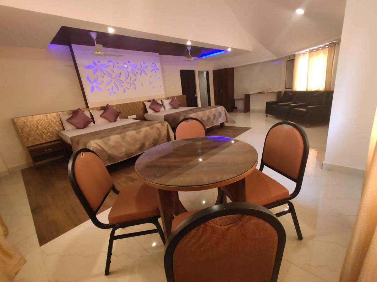 Готель Mount Palazzo Nandi Екстер'єр фото